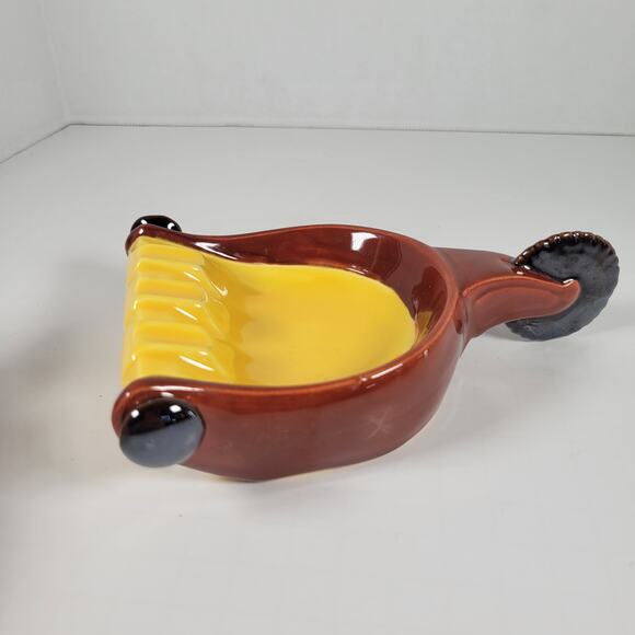 Vintage Yellow and Brown Spur Ashtray with Handle, Mid-Century Modern Farmhouse - Picture 9 of 15